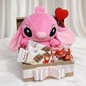 Stich" Kalandja Édességbox